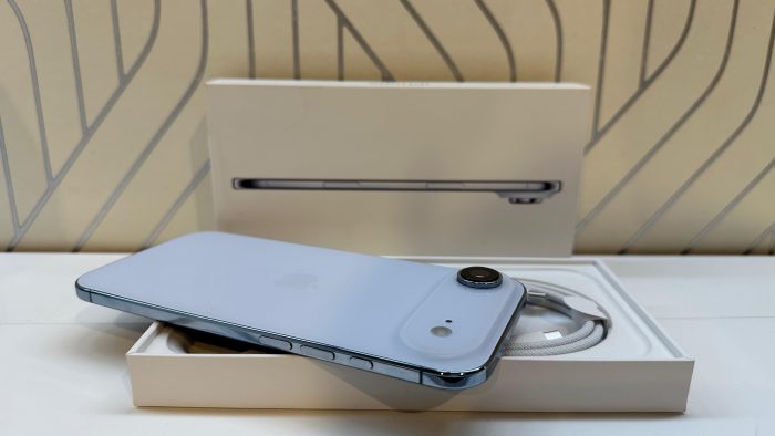 Apple iPhone Air | 1TB | Sky Blue - Demo - Image 7